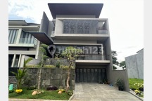 Rumah High Spec di Citraland Waterfront, Baru 3 Lantai