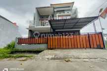 Disewakan Rumah 2 Lantai Didekat Tengkleng Gajah