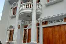 Dijual Rumah Mewah Full Furnish Dalam Perumahan Didekat Dowa Jalan Godean