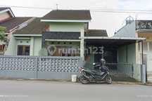 Disewakan Rumah Minimalis Didekat Kampus Unisa dan Uty