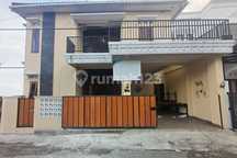 Disewakan Rumah 2 Lantai Cocok untuk Kantor atau Hunian Diseputaran Jalan Damai