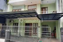 Disewakan Rumah 2 Lantai Dalam Perum Bersatpam Didekat Pakuwon Mall