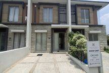 Rumah Mewah Ready Unit Di Barat Surabaya