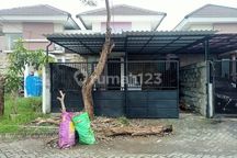 Jual Murah Rumah 1,5 Lantai Di Perumahan Mewah Menganti 