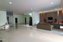 Villa modern minimalis fully furnished Tawangmangu