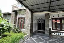 Rumah Cluster Elite Semi Furnished di Gentan Dekat Solo