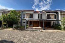 Rumah Cluater Bagus Minimalis 2 Lantai Harga Miring Di Colomadu Solo Barat