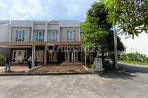 Jual/ Sewa Rumah Cluster Security 24 Jam Di Kartasura 5 Menit Pintu Tol