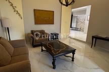 Rumah Cilandak Luxury Jakarta Selatan, Ada Kolam Renang