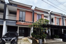 Rumah Murah 2 Lantai 3 KT 2 KM Semi Furnished bisa KPR Surat SHM