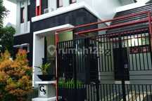 Rumah Dalam Perum dengan Furnish di Jalan Kaliurang Km 9