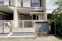 Rumah Wonorungkut Minimalis Modern Siap Huni Selangkah ke Raya Merr . Surabaya 