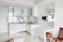 Sewa 1 Br Full Furnished Cantik Landmark Residence