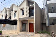 Rumah 2 Lantai Ready Siap Huni Tipe Hook