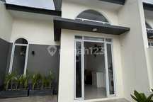 Rumah Gaya American Klasik Strategis Harga Ekonomisdi Dekat Bandara Soeta