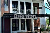 Rumah dengan Luas Lahan 180M Harga.terbaik Di.clusternya