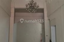Di Sewakan Rumah 2 Lantai 3 Kamar Tidur di Cilodong Depok