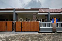 Rumah Siap Huni Tanah Luas di Pancoran Mas Akses Dekat Pintu Tol