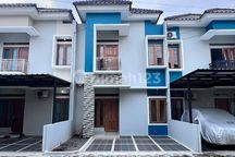 Rumah 2 Lantai Siap Huni Dekat Stasiun Kereta Api Depok Baru Beji