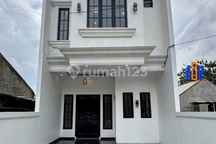 Rumah Mewah Siap Huni 900 Meter Ke Pintu Tol Depok