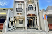 Rumah 3 Lantai Mewah Siap Huni di Pancoran Mas