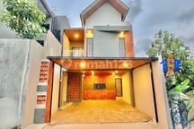 Rumah Furnished di Komplek Asri Selangkah ke Pintu Tol Tangsel