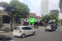 Rumah hitung tanah cocok buat usaha di nol jln raya mayjend sungkono