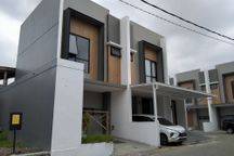 Rumah 2 Lantai Dalam Cluster, Lingkungan Nyaman, Land House Gateway Pasteur