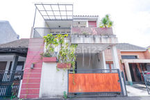 Rumah 15 Menit ke Cibubur Junction Siap Huni Dibantu KPR J-38552