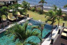 villa beachfront di kubutambahan buleleng