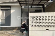 Rumah Cantik Terawat Di Komplek Buana Flamingo Cibeber 