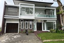 Rumah Mewah 3 Lantai Harga Murah Kota Baru Parahyangan Tatar Mayang Sunda View Danau