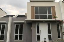 Disewakan Rumah Paramount Petal Di Tangerang 