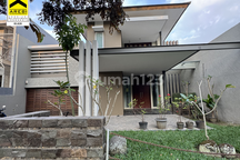 Rumah Mewah Nuansa Resort dengan View Danau di Ratnasasih Kota Baru Parahyangan