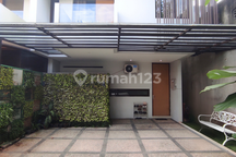 Rumah Cluster Bagus Minimalis 2 Lantai di Sektor 2 Bintaro