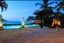 FOR SALE beach front  villa in lovina With sunset view