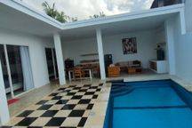 For rent 1 yearly or 5 year 3 br villa in lovina