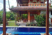 For Sale Villa  10 Meter To The Beach In Amed