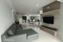 Kondominium Taman Anggrek, 3+1 Bedrooms, Furnish Bagus