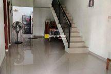 Dijual Cepat Rumah 2 Lantai Nego Sampai jadi di Gumpang,Kartasura