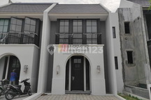 Disewakan rumah cantik 2 lantai siap huni Citragrand semarang 