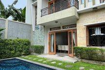 Rumah Mewah Semi Villa View Sawah Dekat Pantai Berawa Canggu 