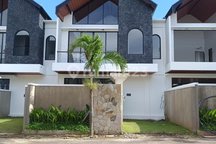 Villa Baru Dalam Cluster Modern di Jimbaran Bali