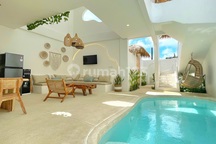 Villa Modern Santorini 2 Lantai Lokasi Premium di Jimbaran