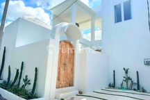 Villa Jimbaran Sertifikat Hak Milik Santorini Modern