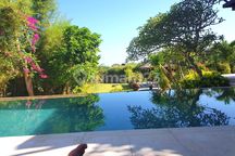 VILLA TROPICAL MODERN UNGASAN JIMBARAN 