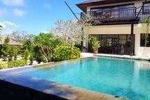 BEAUTIFULL TROPICAL VILLA WITH SPACIOUS GARDEN IN UNGASAN JIMBARAN