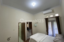 Rumah / Villa Suasana Pedesaan Dekat Chocolate Mongo