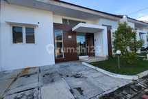 Disewakan Rumah Cantik Dalam Perum Dekat Kampus Umy