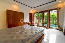 Disewakan Villa Mewah Furnish Lokasi Strategis